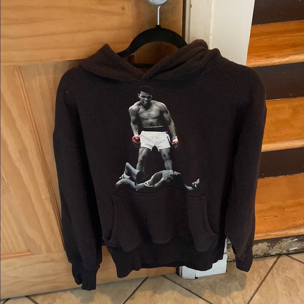 Fashion Nova Black Graphic Sweatshirt